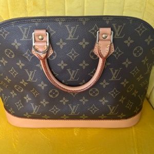 Louis Vuitton Tote Bag